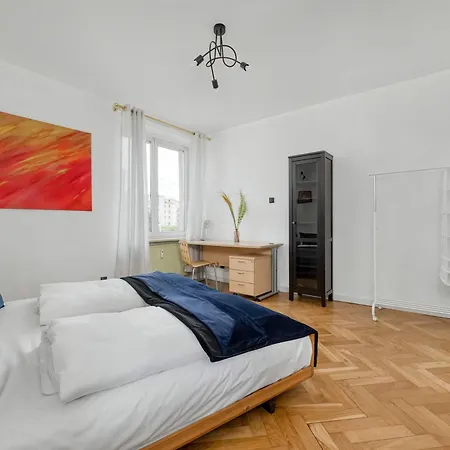 Przytulny Legionow Z Parkingiem By Renters Βρότσλαβ