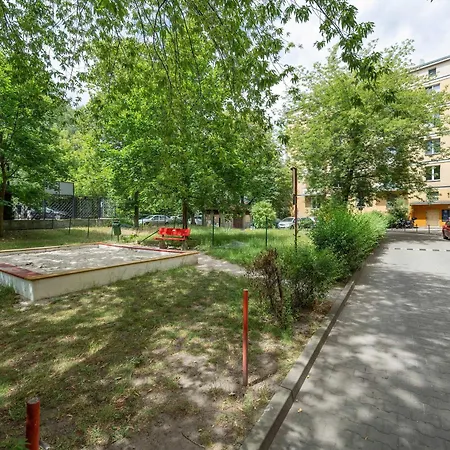 Przytulny Legionow Z Parkingiem By Renters * Βρότσλαβ
